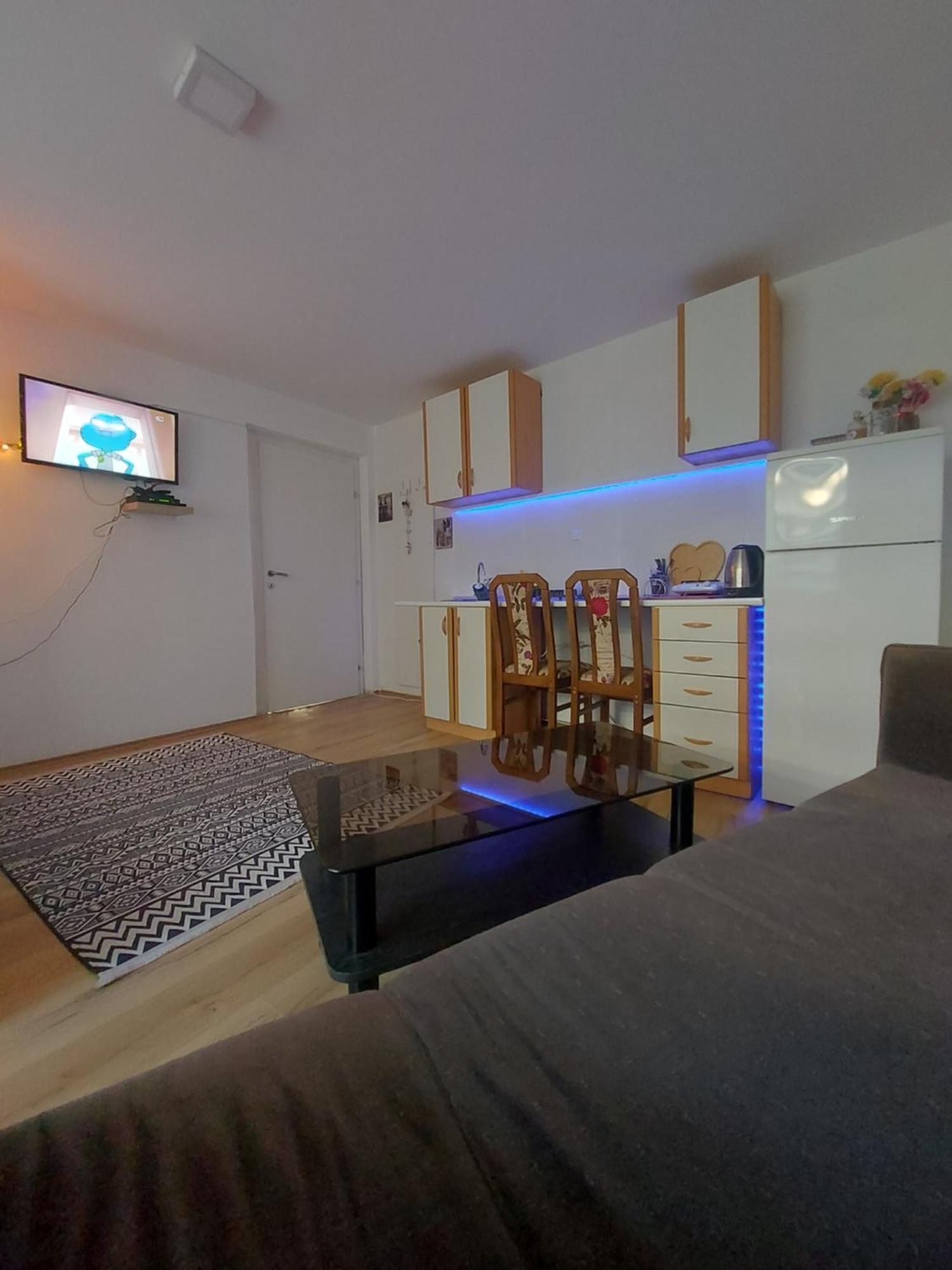 Pandora's Place Gasthof 3*
